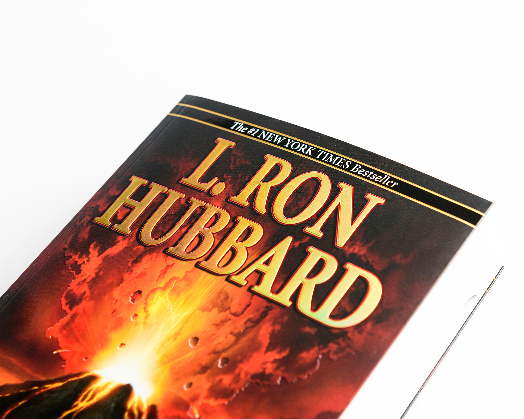 dianetics-paperback-detail-7_en.jpg